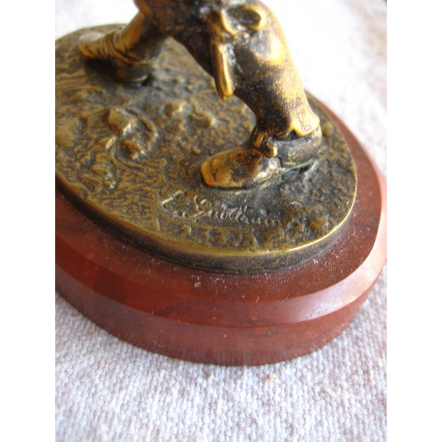 Pair of French Bronze Statue of Musketeer Signed Emile Guillemin 19 Century For Sale - Image 10 of 12