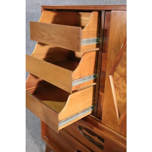 Mid 20th Century 2 Piece Diamond Front Chest For Sale In Philadelphia - Image 6 of 9