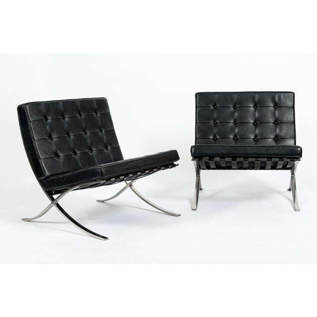 Knoll Pair Mid Century Black Leather Barcelona Chairs by Mies Van Der Rohe for Knoll, 1977 For Sale - Image 4 of 17