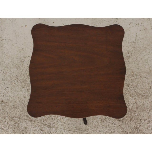 Traditional Kittinger Cw-20 Colonial Williamsburg Mahogany Tilt Top Table For Sale - Image 3 of 13