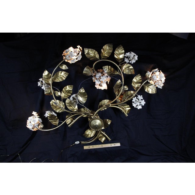 Hollywood Regency Wrought-Iron Hydrangea Wall Lamp, Four Light For Sale In San Diego - Image 6 of 9