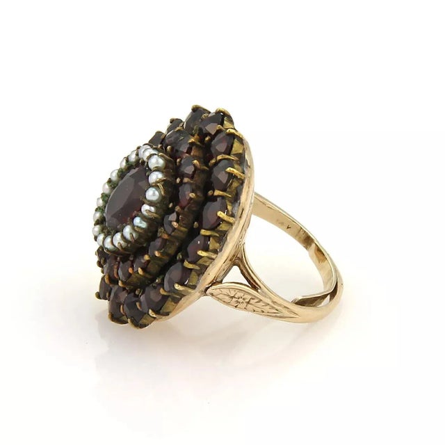 Late 20th Century 17302 - Garnet & Seed Pearls 14k Yellow Gold Cluster Ring, Size 4 For Sale - Image 4 of 5