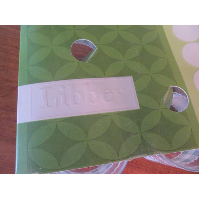 This is beautiful set of vintage mid-century glassware. It is an unopened set of 4 Libbey glasses in the popular gingham...