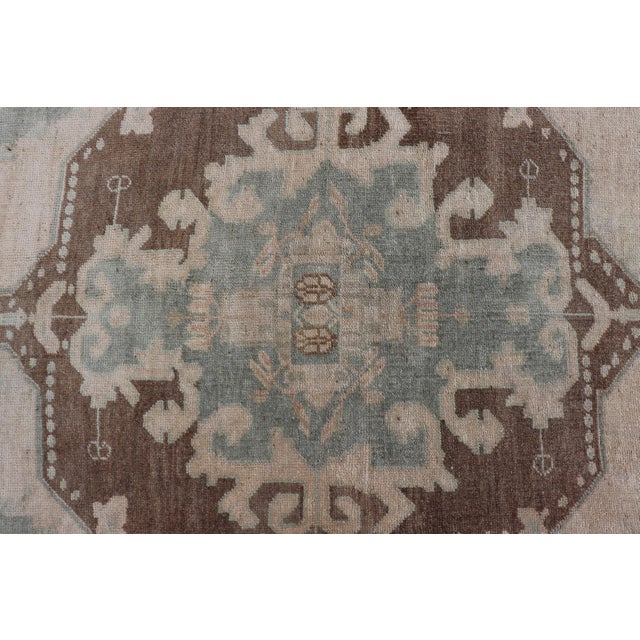 Mid Century Turkish Oushak Rug in Wool With Sub-Geometric Etched Medallion Design For Sale - Image 9 of 13