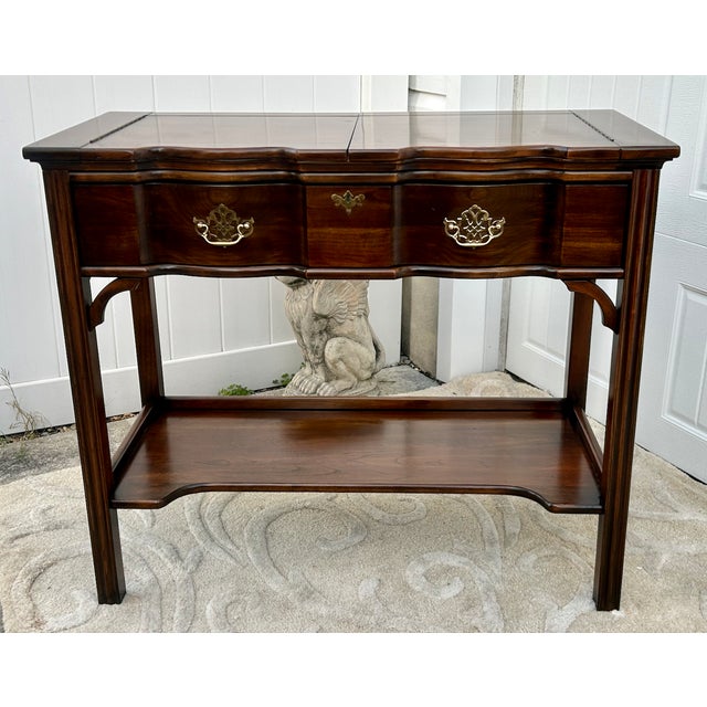 Harden Furniture Vtg. Harden Chippendale Style Flip Top Cherry Server/Bar Table W/Drawer & Shelf For Sale - Image 4 of 14