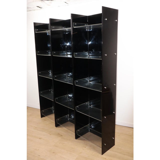 Vintage Space Age Bookcase in Black and Clear Acrylic Glass, 1970s For Sale - Image 17 of 18