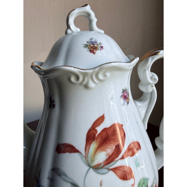 Mid-20th Century Bavaria Bernadotte Style Fluted Porcelain Coffee Pot Floral Gold Trim For Sale - Image 4 of 14