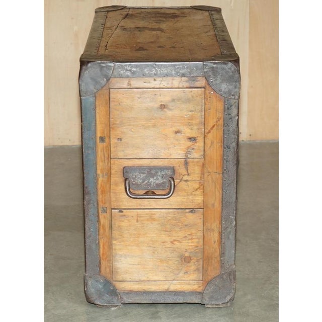 Campaign Oak Zinc Bound Chest of Drawers by Army & Navy C.S.L Makers, 1890 For Sale - Image 10 of 18