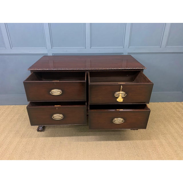 Large Antique Chippendale Style Chest in Mahogany, 1890 For Sale - Image 10 of 17