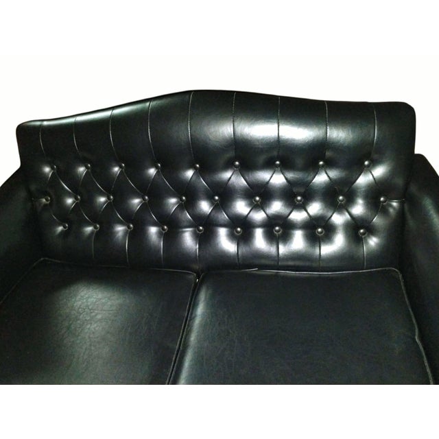 Traditional 1984 Chesterfield Settee by the Boling Furniture Company For Sale - Image 3 of 9