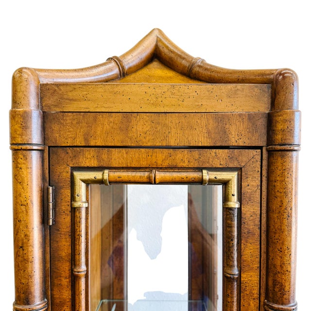 Vintage Weiman Hollywood Regency Faux Bamboo & Brass Glass Display Cabinet For Sale - Image 12 of 17