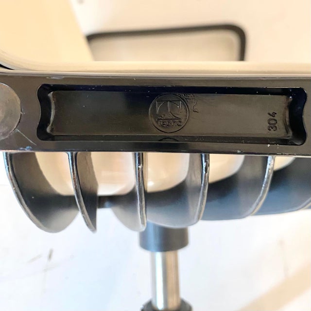 Vintage Modus Office Desk Chairs by Osvaldo Borsani for Tecno, 1960, Set of 3 For Sale - Image 17 of 18