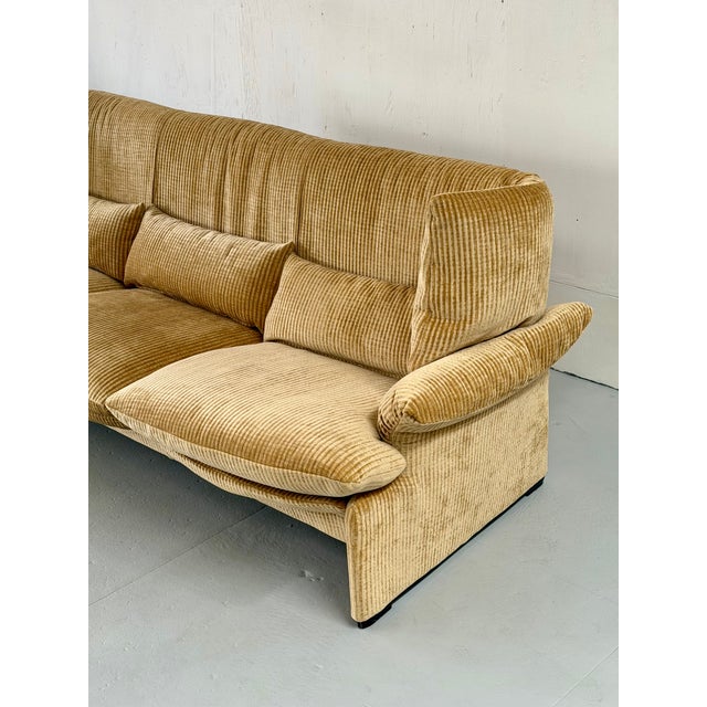 Cassina 1980s Attributed to Vico Magistretti Portovenere Sofa for Cassina For Sale - Image 4 of 4