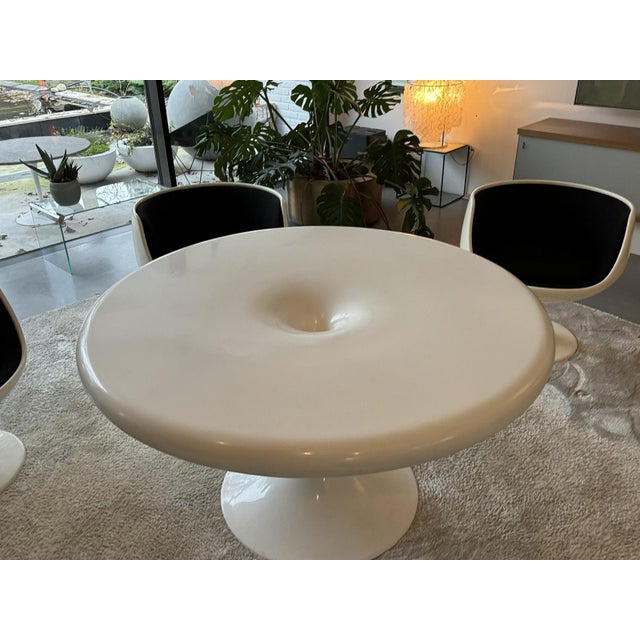 Cognac XO Chairs & Matching Table by Eero Aarnio for Asko, Set of 5 For Sale - Image 12 of 18