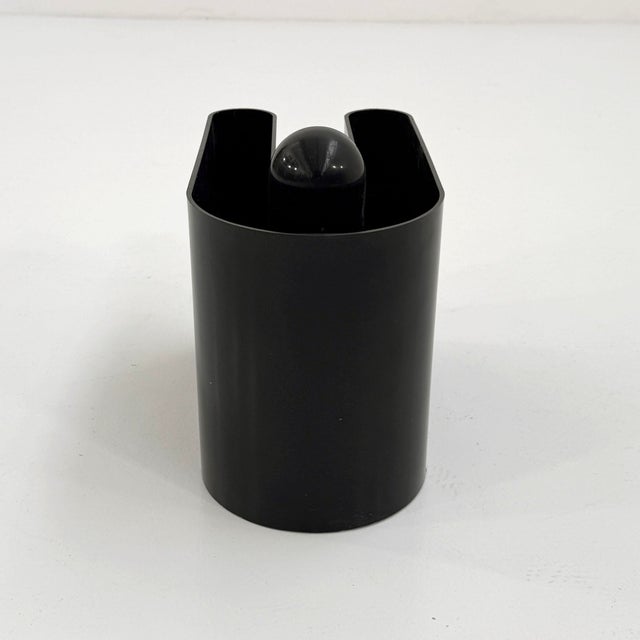 1970s Space Age Black Magazine Rack by Rodolfo Bonetto for Bilumen, 1970s For Sale - Image 5 of 8