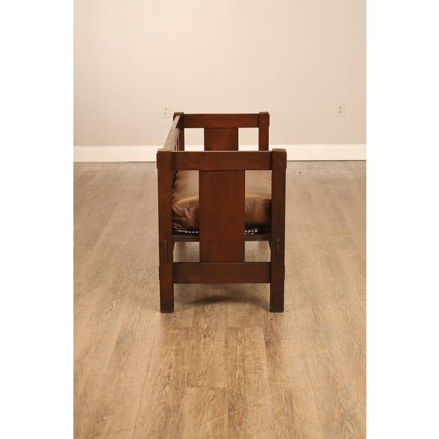 Gustav Stickley Antique Mission Oak Hall Settle Model 205 For Sale - Image 18 of 18