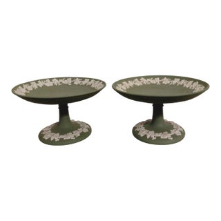 Mid 20th Century Celadon Sage Green Wedgwood Grapevine Jasperware Pair of Compotes - a Pair For Sale