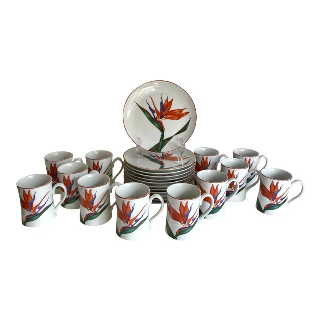 24 Pieces - 1980's Birds of Paradise Mug and Plate Set For Sale
