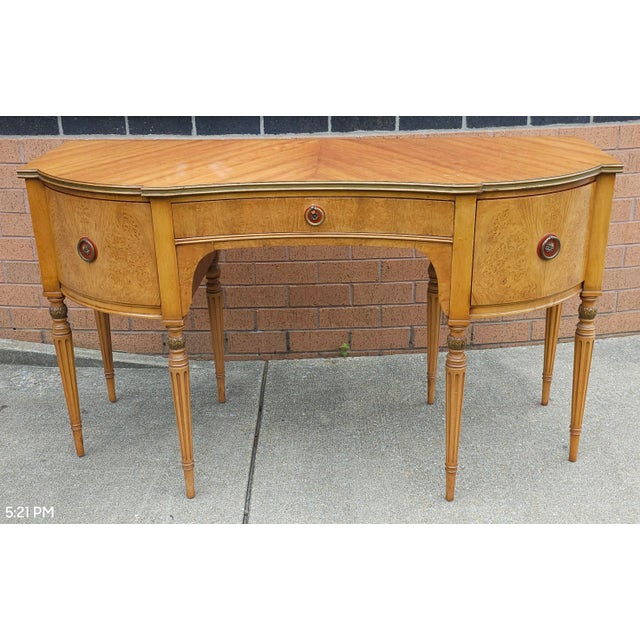 1950s Robert Irwin Louis XVI Burl Walnut Dressing Table / Vanity For Sale - Image 9 of 9