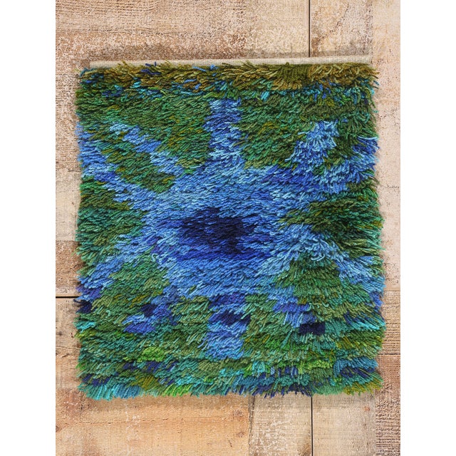 Vintage Swedish Rya Rug, 01'07 X 01'09 For Sale - Image 10 of 10