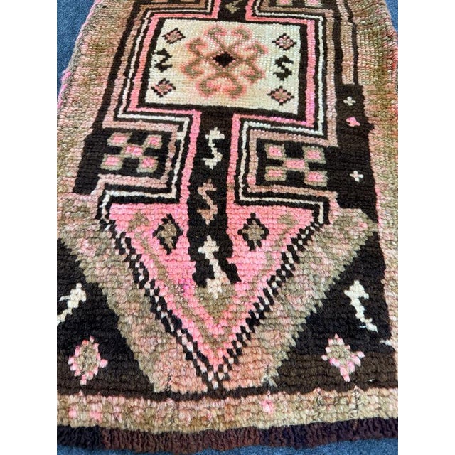 Contemporary Turkish Yastik Rug 1'7" x 3' For Sale - Image 3 of 5