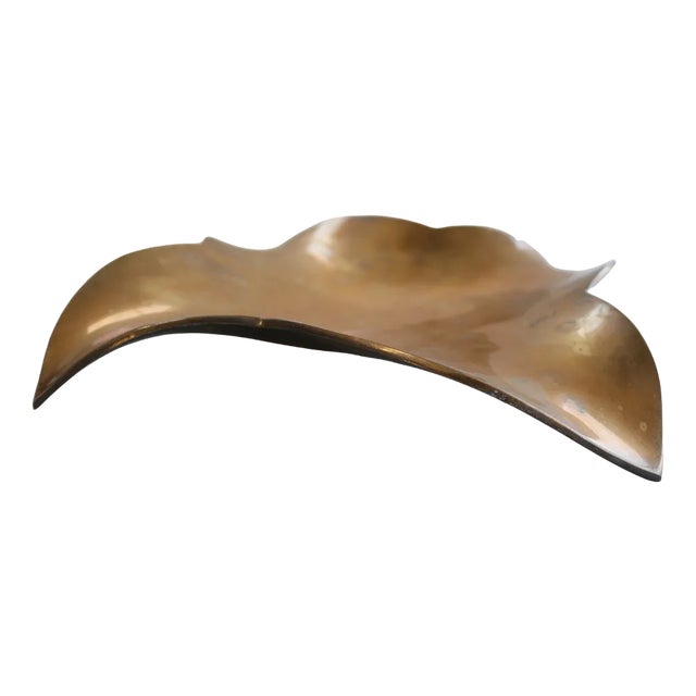 Hollywood Regency Sculptural Heavy Brass Wave Bowl, 1960s For Sale
