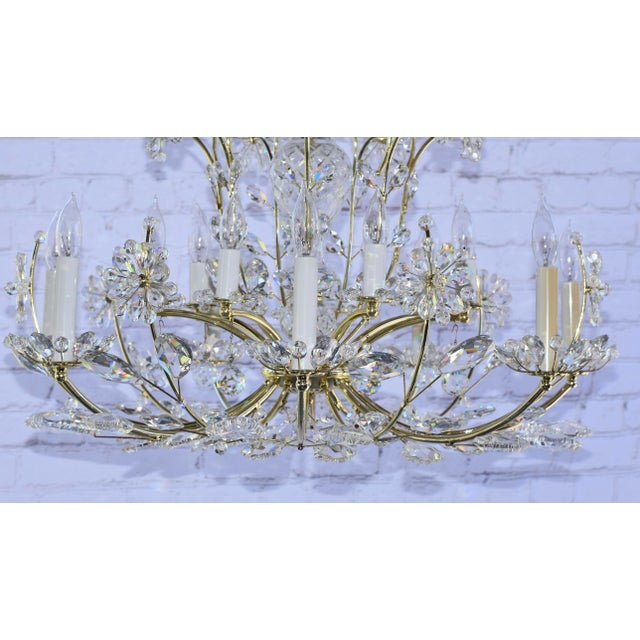 Contemporary 1980s Art Nouveau Schonbek Swarovski Primrose Crystal 14 Light Chandelier For Sale - Image 3 of 11
