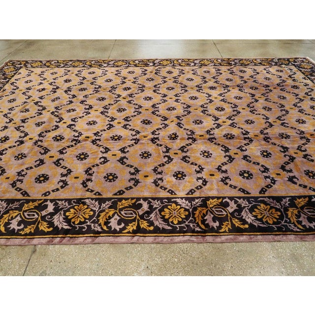 Textile Galerie Shabab Collection Mid-20th Century Chinese Deco Carpet For Sale - Image 7 of 10