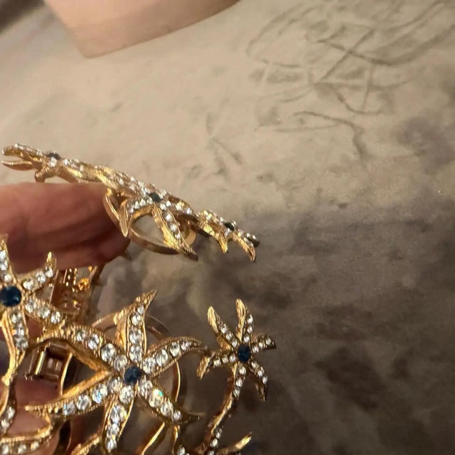 Italian 2000s Vintage Costume Jewelry Gilded Metal and Crystals Italian Bangle Bracelet For Sale - Image 3 of 13