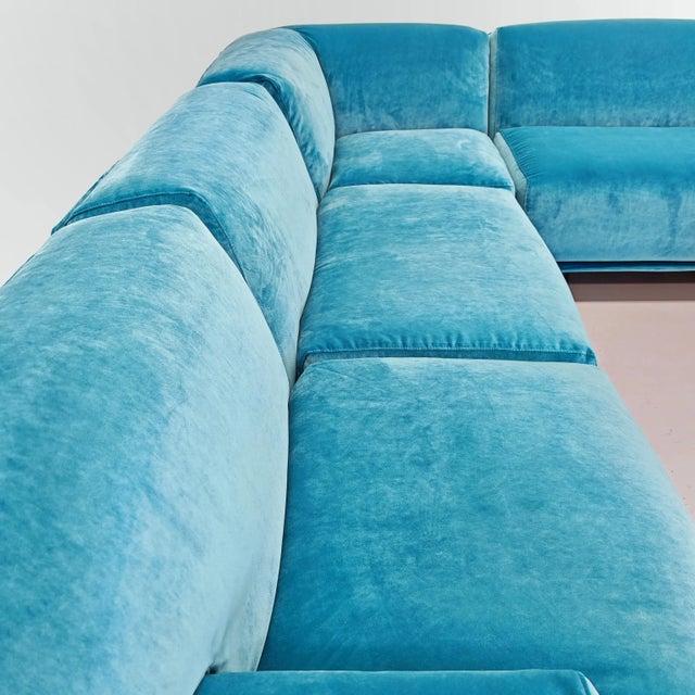 Large Modular Sofa in Light Blue Velvet by Vico Magistretti for Cassina, 1980s, Set of 8 For Sale - Image 14 of 18