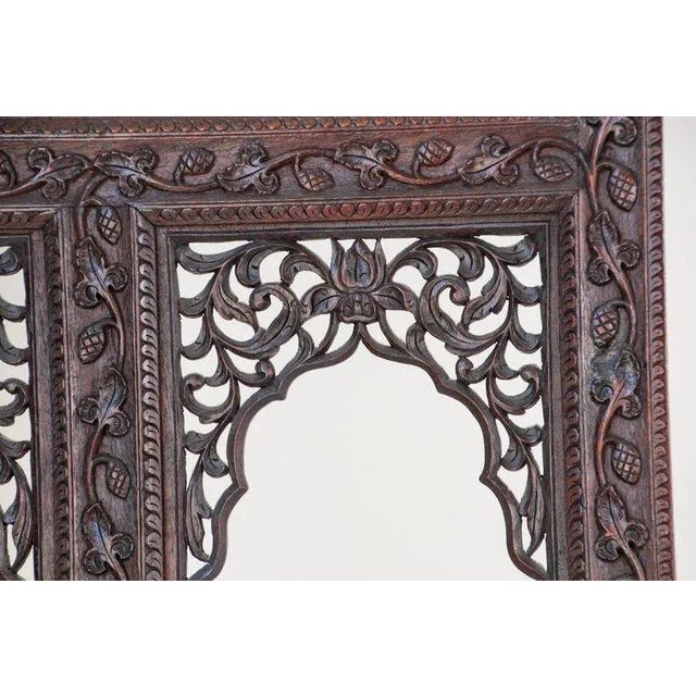 1900 - 1909 Anglo-Indian Mughal Hardwood Three-Panel Screen For Sale - Image 5 of 13
