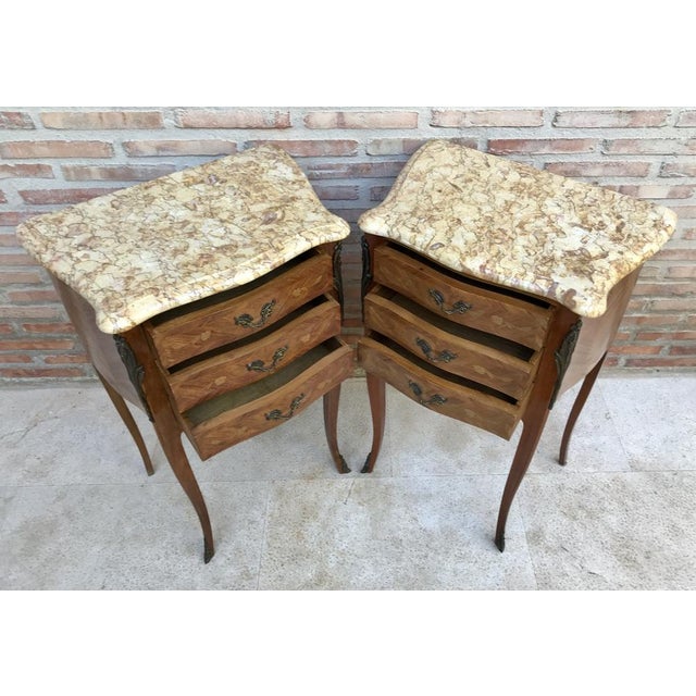 Mid-Century Bedside Tables in French Walnut With Marquetry & Marble Top, Set of 2 For Sale - Image 9 of 14