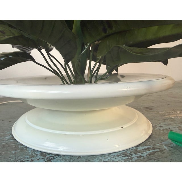 1960s Mid-Century Modern Tole Safran & Glucksman Floral Table Lamp and Scalloped Silk Shade - 38" Tall For Sale - Image 10 of 17