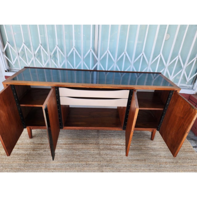 1960s 1960's Modern Sideboard Credenza For Sale - Image 5 of 8