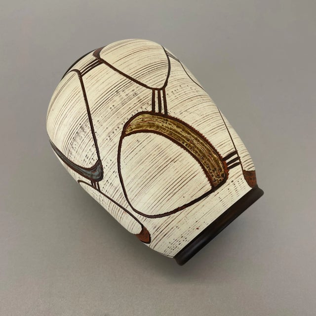 Abstract German Colorful Ceramic Pottery Vase by Franz Schwaderlapp for Sawa, 1950s For Sale - Image 12 of 17