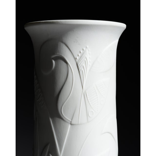 Floral Relief Bisque Porcelain Vases by Cuno Fischer for Hutschenreuther Selb, 1960s, Set of 3 For Sale - Image 6 of 18