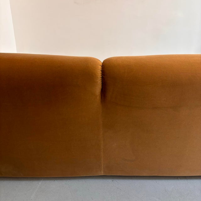 Cassina Maralunga 3-Seater Sofa by Vico Magistretti for Cassina, 1970 For Sale - Image 4 of 10