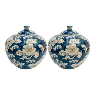 Pair of Indigo Blue & White Scrolling Floral Ginger Jars For Sale