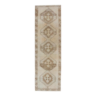 Light Colored Hand Knotted Vintage Oushak Gallery Runner With Geometric Medallions For Sale