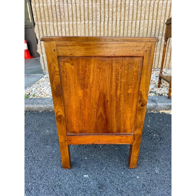 Wood Vintage Farmhouse Style Bow Front 3 Drawer Small Bachelor's Chest or Nightstand For Sale - Image 7 of 13