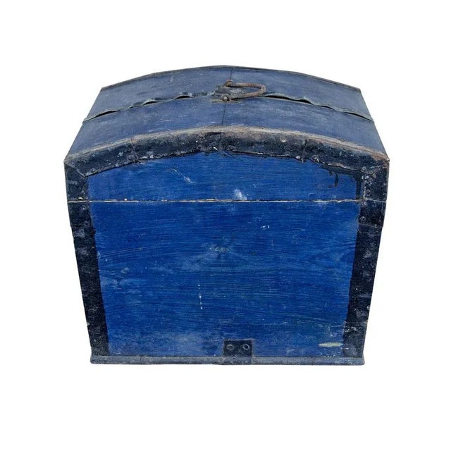 Small Mid 19th Century Swedish Dome Top Box For Sale - Image 4 of 9