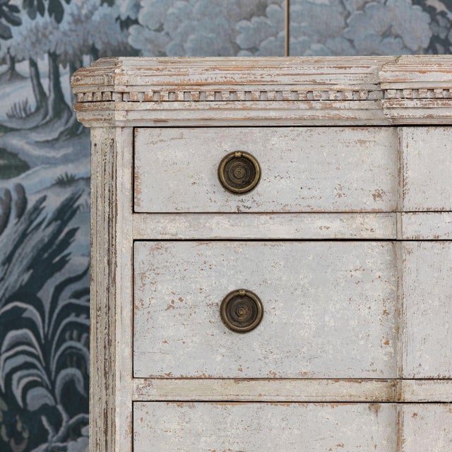 Gustavian (Swedish) Pair of 19th C. Swedish Gustavian Breakfront Commodes in Original Soft Gray Paint For Sale - Image 3 of 14