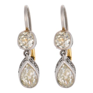 1920s Pair of Victorian Style 1.33 Carat Old Cut Diamond Platinum 18k Gold Drop Earrings For Sale