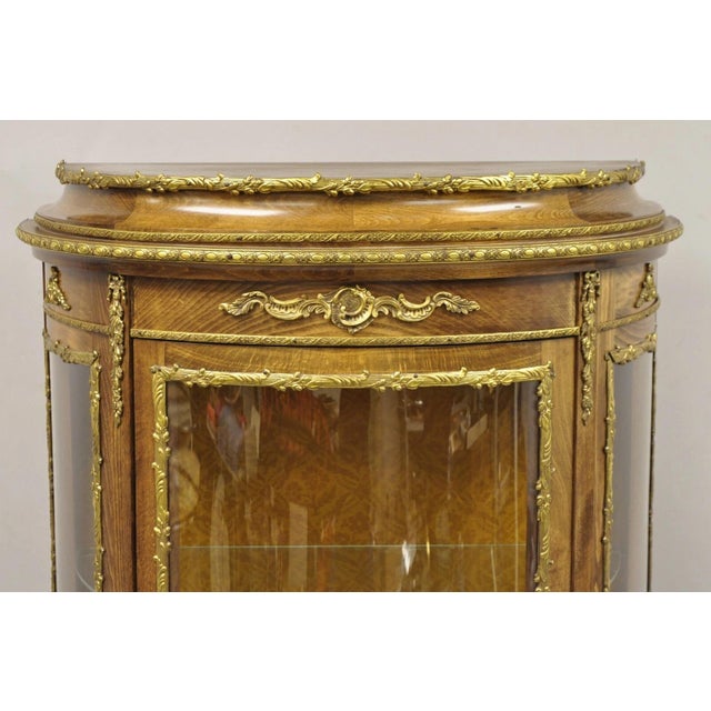 French Vintage French Louis XV Style Half Round Demilune Lighted Curio Display Cabinet For Sale - Image 3 of 12