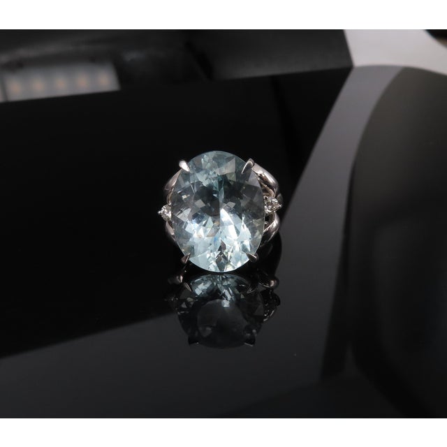 Late 20th Century Vintage 16.36ct Natural Aquamarine 0.20ct Diamond Platinum Ring, Size 8 For Sale - Image 18 of 18