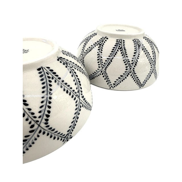 Ceramic Asian Modern Bat Trang Vietnamese Soup Bowls With Hand Painted Blue Botanical Motif - Set of 4 For Sale - Image 7 of 9