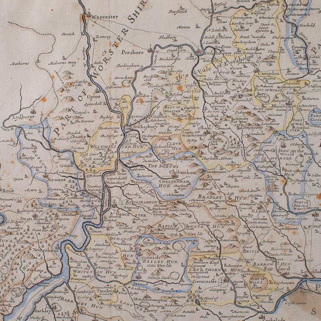 Beige Antique Framed Gloucestershire Map, English Atlas Engraving, Cartography, c.1700 For Sale - Image 8 of 12