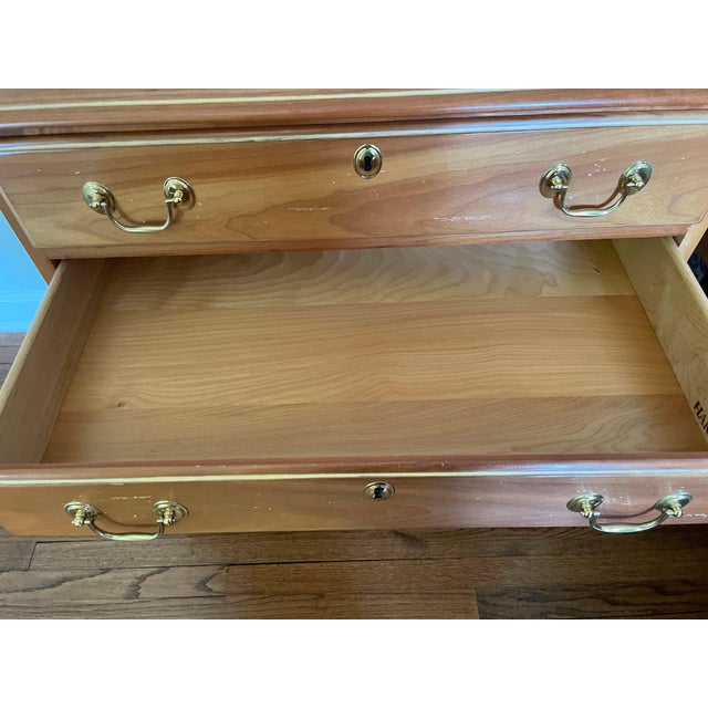 Pair of Harden Solid Cherry 4-Drawer Georgian Chests – Bachelor Chests / Nightstands For Sale - Image 18 of 18