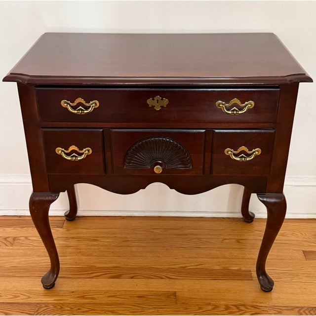 Late 20th Century Late 20th Century Thomasville Traditional Cherry Queen Anne Style Lowboy For Sale - Image 5 of 10