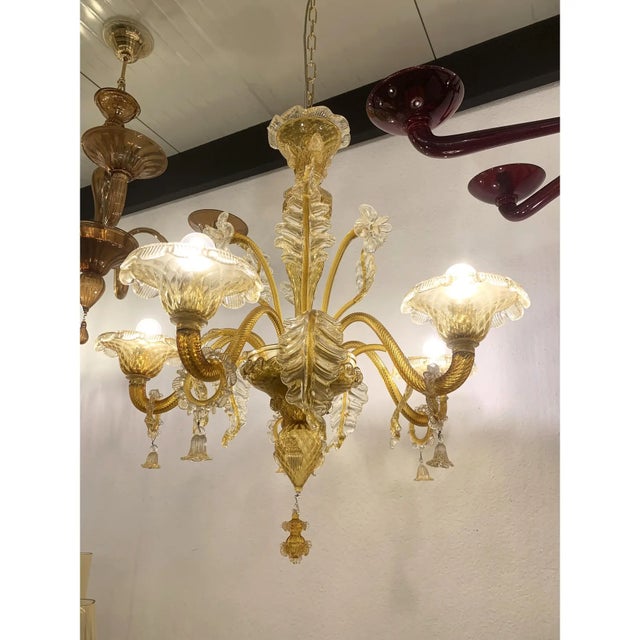 Glass Venetian Murano-Style Chandelier in Transparent and Amber Glass With Flowers and Leaves For Sale - Image 7 of 12